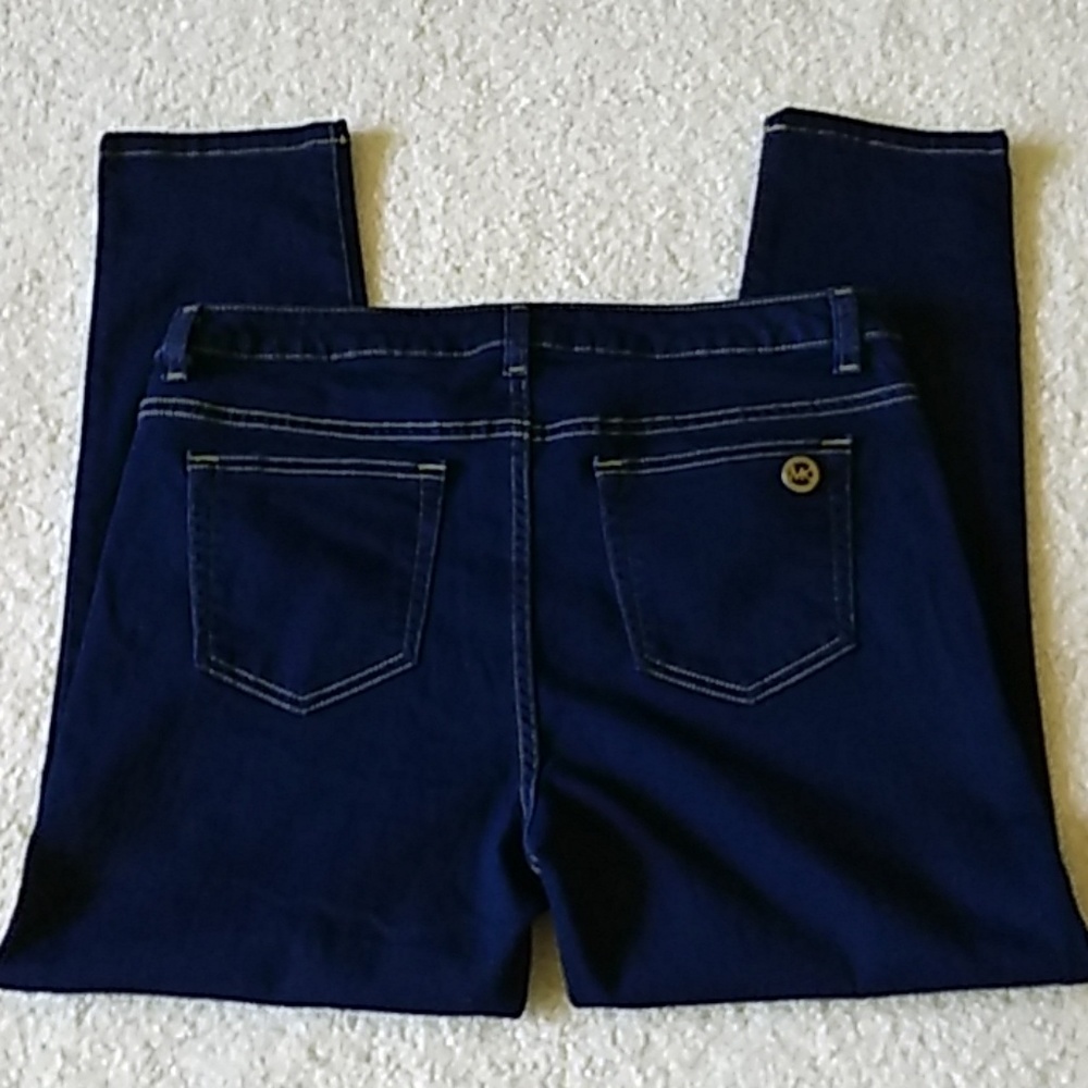 Capris - Picture 3 of 9